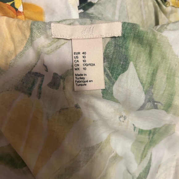 🍋💛 Yellow cute HM top 💛🍋 - Picture 6 of 6